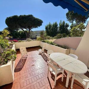 Studio cabine avec parking - bord de mer - FR-1-716-98