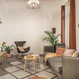 Heritage apartment in Mar Mikhael with garden