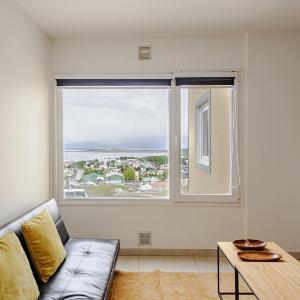 Kóor Stays - Sea View