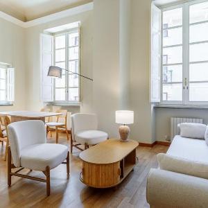 Suite 1824 - 
