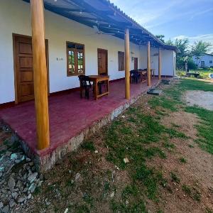 QUEEN SASTINA guest house