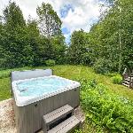 Secluded Mad River Valley Home with Hot Tub