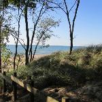 Fire Pit & Screened Dining Porch - 2 Blocks to Beach & Close to Town