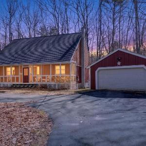 Charming Home Near Lake Winnipesaukee Beach Access home