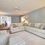 Charming Bungalow Near South Beach & Kid's Corner Park