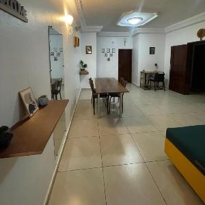 Élégant appartement à Cocody avec terrasse et bureau
