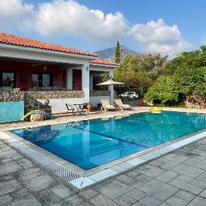 Charming boutique villa In Çatalköy