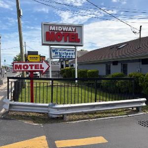Midway Motel