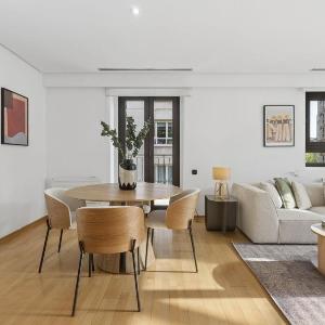 Bright Elegant 2BR with Terrace