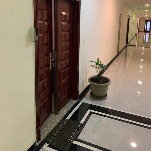 Joli appartement proche du Hilton en plein centre de la Gombe