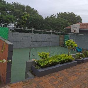 Charming Retreat with Shared Pool in eThekwini Municipality