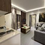 005 JRE apartment with stunning boulevard veiw