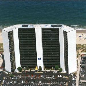 Golden Sands 1614 studio