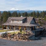 Mountain View Retreat - 3Bed - 25 Bath on 17acres Oregon