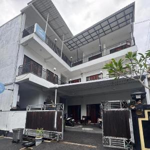 Cozzy Canggu 77 Guesthouse