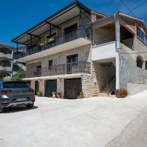 Apartments with parking space Zadar - 25505