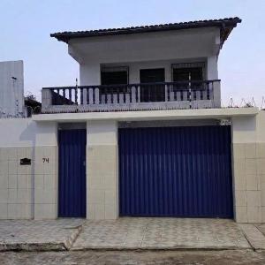 Armorial Hostel