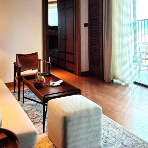 The Yale Suites Beachfront