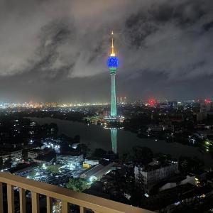 Tri-Zen Skyline Sanctuary - Lotus Tower & Ocean View