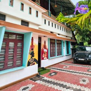 Red Poppy Home Stay
