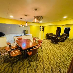A1 Apartments