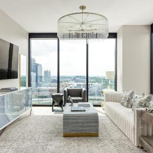 20th Floor Corner - Lumiere Blanc Retreat