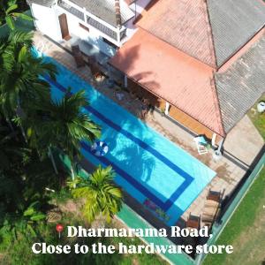 5 Room Pool Villa in Ahangama