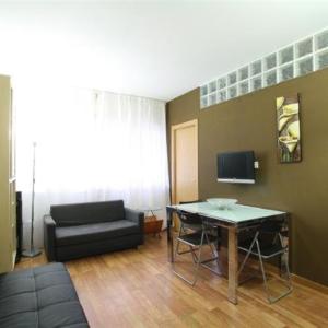 GOOD APARTMENT CLOT 4 bedrooms