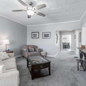 Cozy 3BR Home Walk to West Baden Springs Hotel
