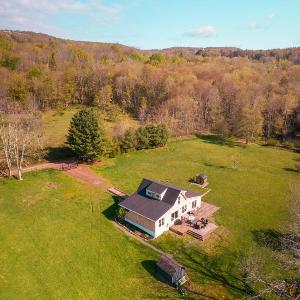 Wildwoods Dog-Friendly Catskills Retreat