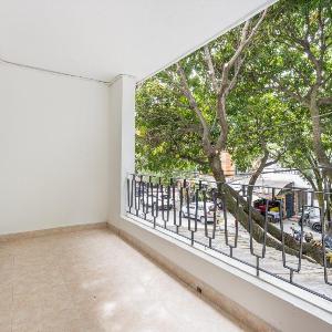 Apartamento nuevo y cómodo para grupos en Laureles
