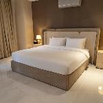 Goldcrest Mall - Luxury One-Bed Apartment by Alvis Suite