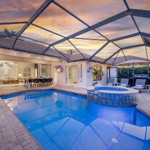 Boho on the Canal PoolSpa 3 Kings Renovated