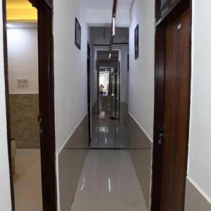 FabHotel Metro Residency