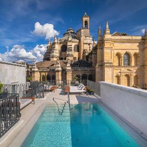 Gran Hotel Claridge Granada - Preferred Hotels & Resorts