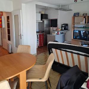 Appartement 2 piéces 4 personnes Six-Four-Les-Plages proche mer