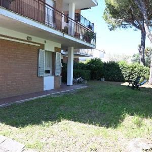 M436 - Marcelli trilocale con giardino a 150mt dal mare