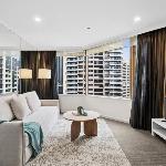 Stylish 1BR in The Rocks with Pool Gym and Spa Sydney 