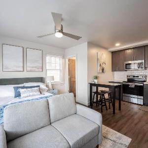 Modern Indy Studio Near Downtown & Mass Ave Escape