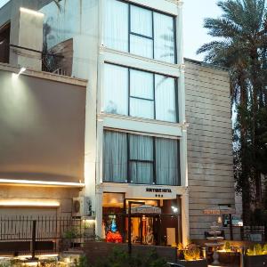 Alpine Grande - Hotel Wild Tops & Jungle Safari Pvt Ltd