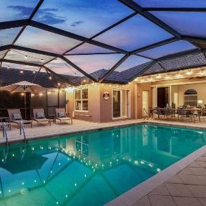 Tivoli Serenity-Salt Pool Water View & King Beds!