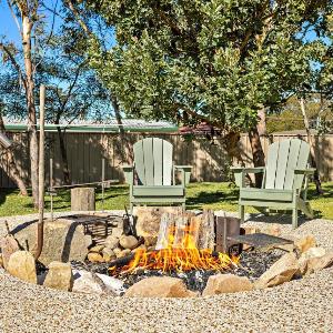 Poppy's - Fire Pit - 4 Mins Walk to Beach