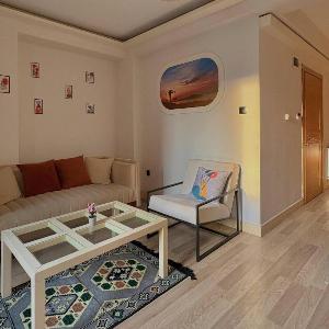 Taksim Square1BR Suite 04