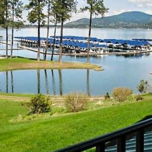 Lake Harrison Condo 2BR Pool & Mountain Views