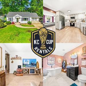 Charming 3BR Home w Spacious Backyard