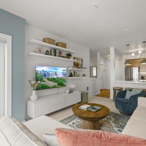 2BR 2BA Pacific Pine Retreat Capitol Hill