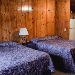 Covered Bridge Motel