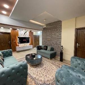 KHI -Hameeda Heights Luxury 4BR-Spacious Family Haven