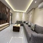301 JRE 2Bedr rooftop with stunning boulevard veiw 