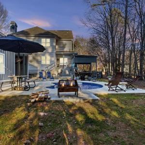 Jefferson Poolside Escape home